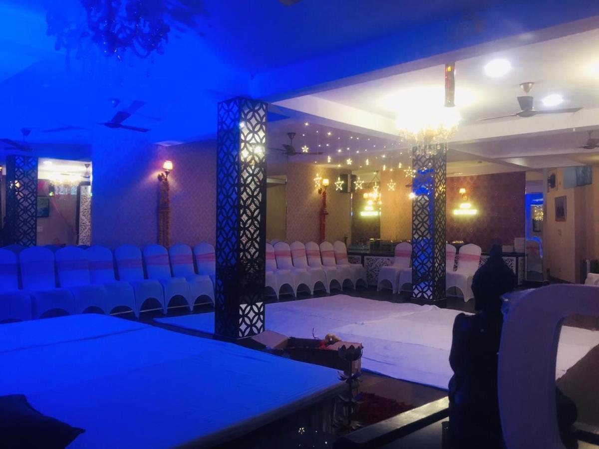 Anand Bhawan Hotel New Delhi Bagian luar foto