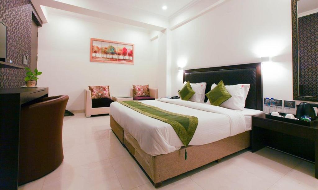 Anand Bhawan Hotel New Delhi Bagian luar foto
